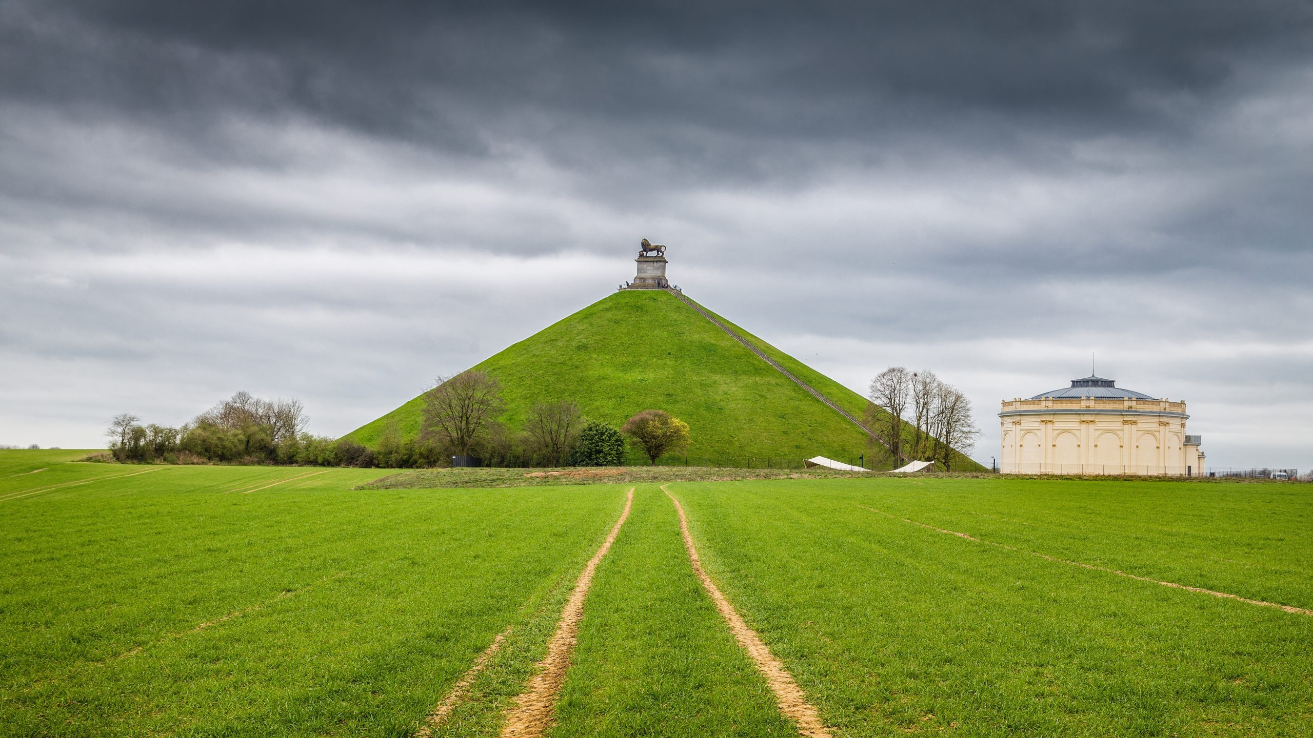The last activity in the 10 best things to do in Belgium is to visit the Waterloo Battlefield