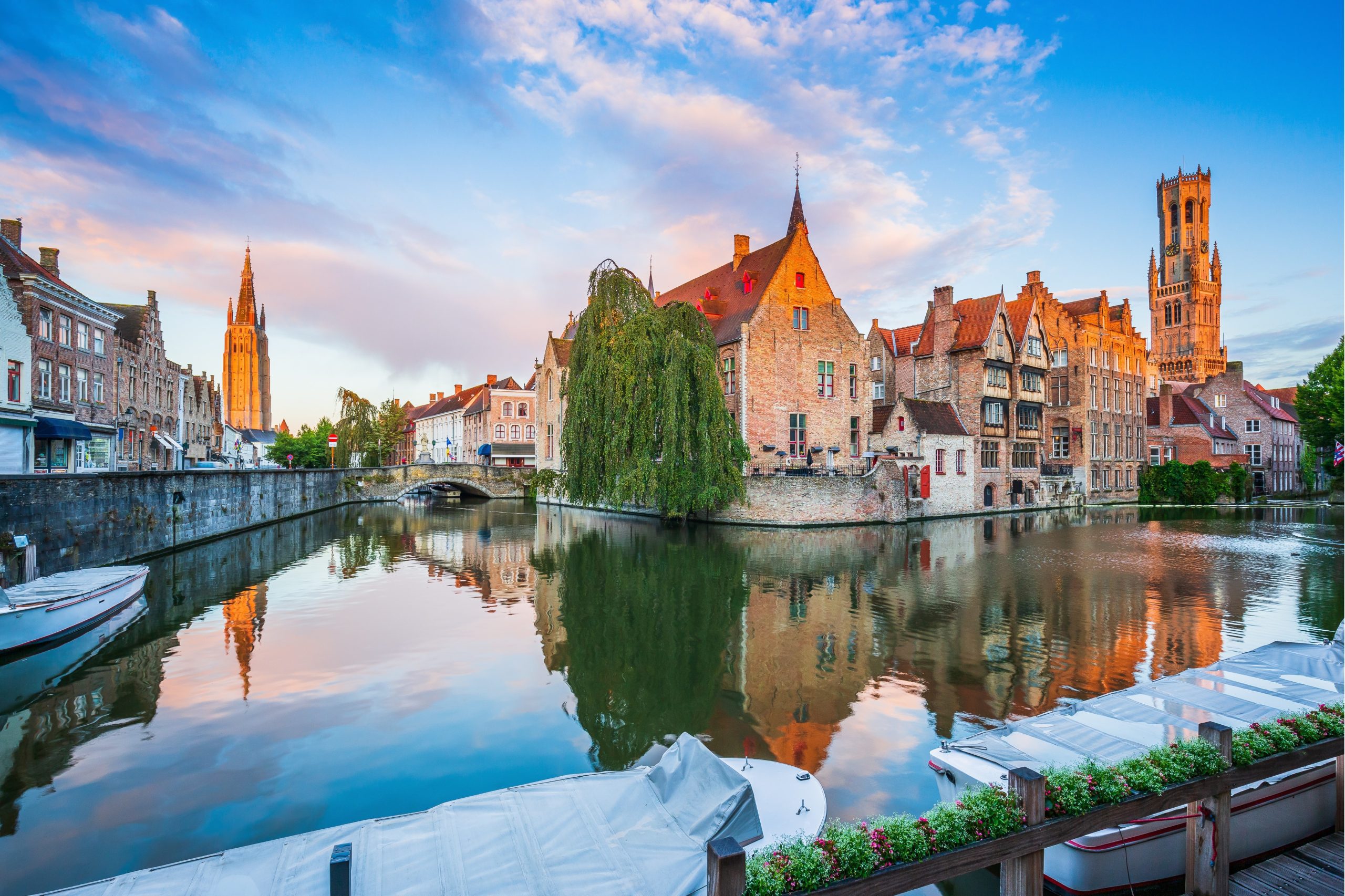 The second activity in the 10 best things to do in Belgium is to visit Bruges