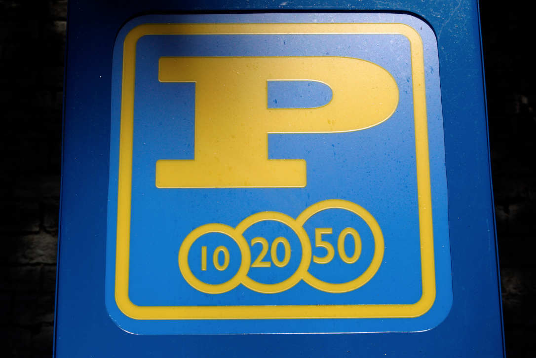 Parking fee sign